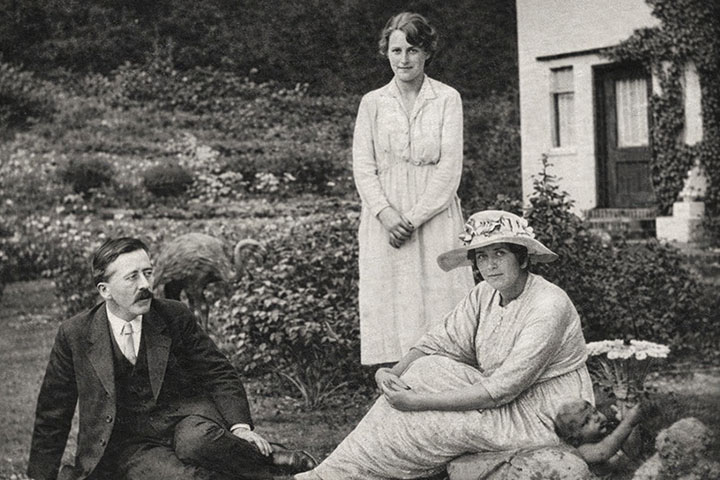 Arthur Mee, Marjorie Mee and Amy Mee